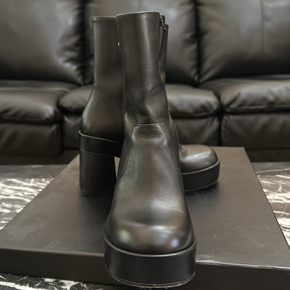 Women Black platform boots - Picture 3 of 6